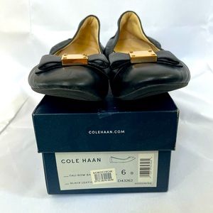 COLE HAAN Tali Bow Ballet Flats. Black. Size 6.